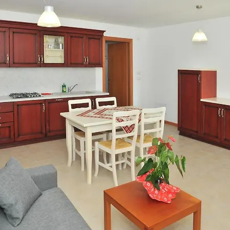 Diffuso Magredi Apartahotel Vivaro