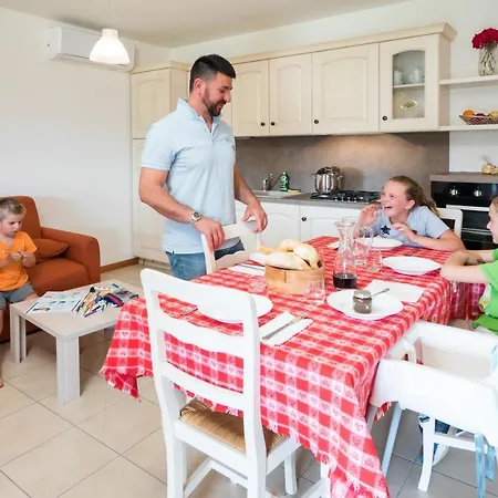 Apartahotel Diffuso Magredi 4*