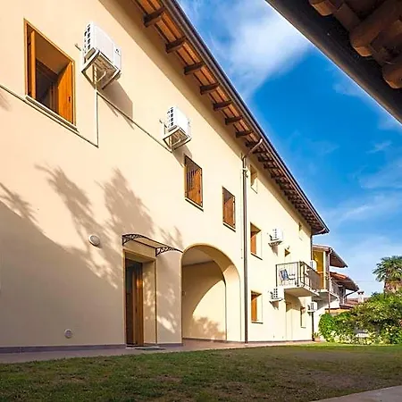 شقة فندقية Diffuso Magredi 4*